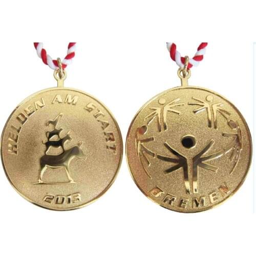 2018 New Design Promotion Gift Zinc Alloy Gold/Silver/Brass Sports Medals with Ribbon