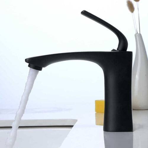 Tape can from the washbasin solid faucet from the bathroom cold and hot water single fist sink water accessories from the