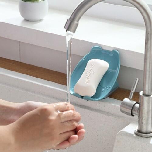 1 Pc Creative Bear Soap Box Multifunctional Plastic Drain Soap Dish Bathroom Soap Box Free Perforation Wall Hanging Rack
