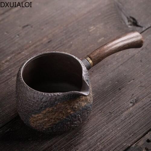 DXUIALOI Household Ceramic Sandalwood Side Handle Teacup Handmade Retro Stoneware Cup Tea Sea Gilt Iron Glaze Tea Distributor