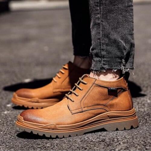 New Martin boots 2019 autumn mens high-top shoes British tooling casual shoes Men Lace up booties C23-10