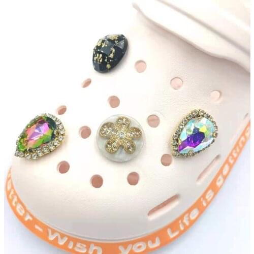 DIY Clogs Luxury Croc Charms Shoe Decorations Women Shoe Buckle Bundle Hight Quality Fashion Rhinestone Croc Decoration Designer
