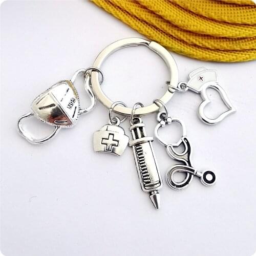 New Design Souvenir Keychain Doctor Medical Tool Stethoscope Syringe Mask Key Ring Nurse Medical Student Gift Keychain for Girl
