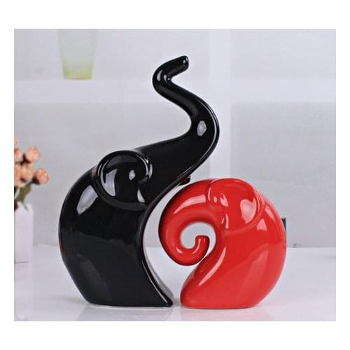 Home decor ceramic crafts statuette couple of elephants lovers gift Valentines Day gifts craft figures red and black decoration