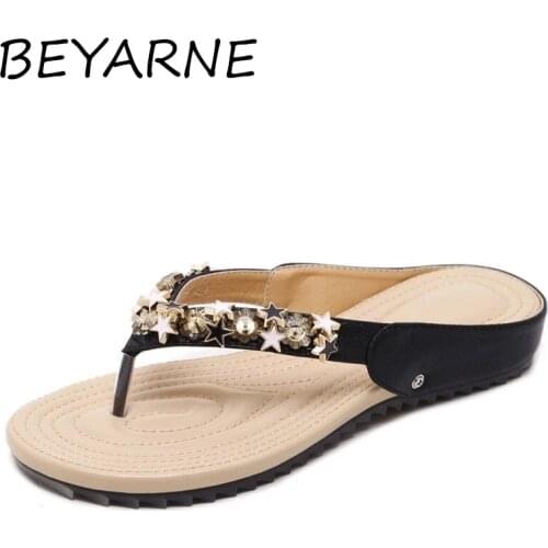 BEYARNEWomen Fashion Rhinestone Slides 2021 Summer Rivets Outdoor Flip Flops Leisure Beach Slippers Ladies Flat Sandals Plus Siz