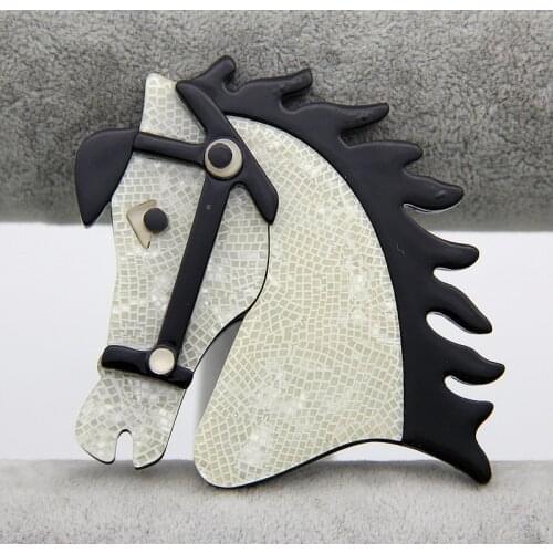 FishPeach Big Acrylic Horse Animal Brooches Pins For Women Large Resin Vintage Brooch Clothing Accessories Fashion Jewelry Gifts