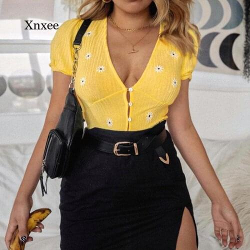 Summer V-Neck Shirts Ladies Sexy Floral Embroidery Short Shirt with Buttons Streetwear Sweet Womens Slim T-Shirts Clothing