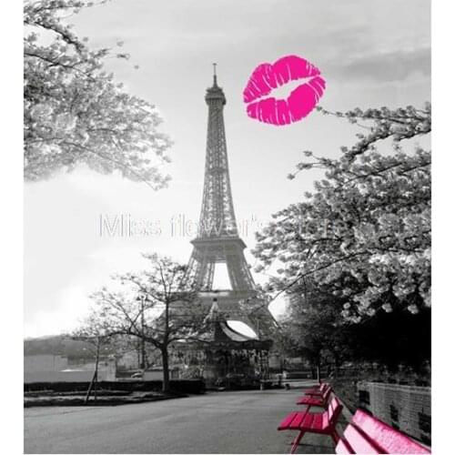 Shower Curtain Red Lip Eiffel Tower Pattern Bathroom Waterproof Mildewproof Polyester Fabric With 12 Hooks 180cm*180cm (71 Inch)
