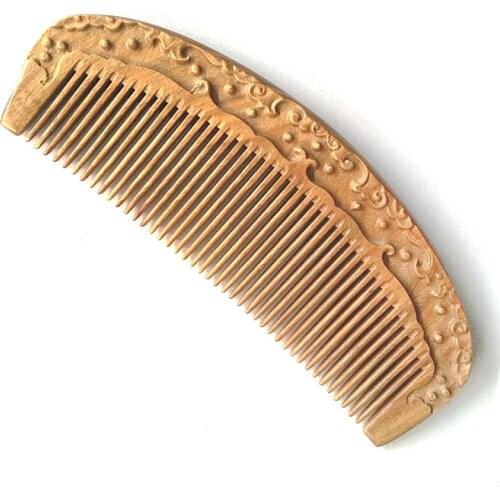 MC Brand 2017 Fancy Carved Comb Hair Care Products Health Natural Massage Sandalwood Hair Wooden Combs Gift Detangling Brush