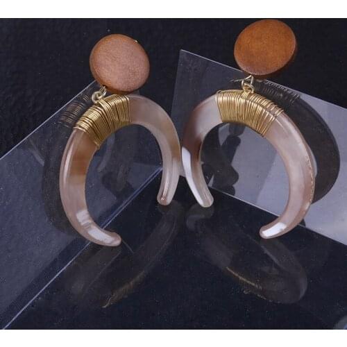 New Model Individual Character Crescent Shape Eardrop Exaggerated Acetic Acid Plate Acrylic Metal Wire Twine Earring