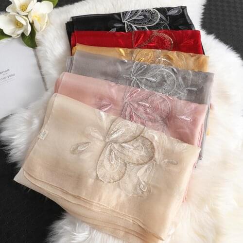 Fashion Real Silk Wool Scarf Floral Embroidery For Women 2020 Winter Scarves Shawls Hijab Wraps Pashmina Bandana Hijab Poncho
