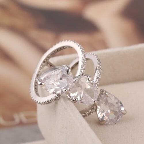 Inlaid zircon drop-shaped hollow ring