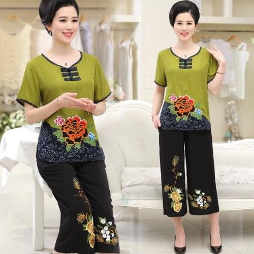 Women Sets 2 Pieces Emulation silk Clothing Set Large Size XL-4XL 2018 Summer Middle aged mother High quality brand Tops+Pants