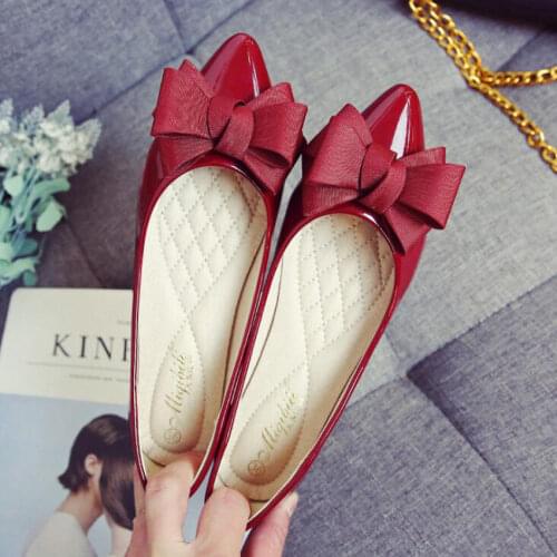 2019 Butterfly Knot Patent Leather Shoes Women Slip On Candy Color Flat Shoes For Woman Plus Size 43 Sweet Ladies Shoes