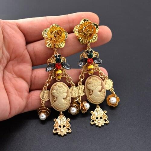 Vintage Baroque Coin Fashion Pendant Earrings Dumb Gold Human Head Exaggerated European And American Ear Jewelry Female