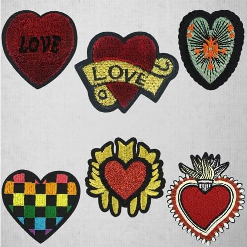 2Pcs Hearts Embroidered Iron-on Patches for Clothing Embroidery Badges Bag Jeans Hat T Shirt DIY Appliques Craft Stickers