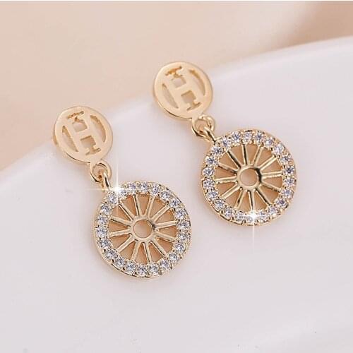 DE101 Fashion Popular Creative Lettered H Circular Ring Zircon Earring GIRLS Gift Party Banquet WOMENS Jewelry Earrings 2021