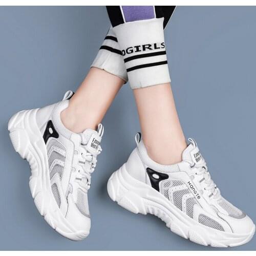 Running Shoes Women Breathable Casual Shoes Outdoor Sports Shoes Casual Walking Platform Ladies Sneakers Tennis shoes Fashion