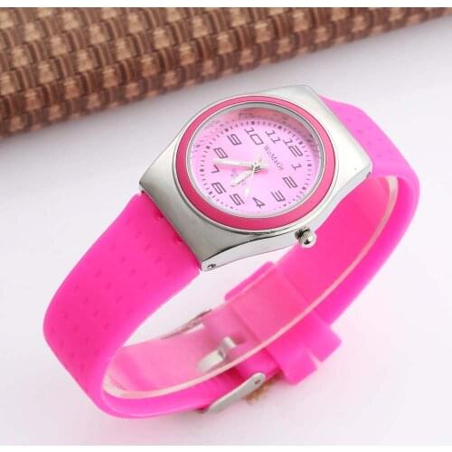 Fashion Womage Watches Women Casual Sports Silicone Watch Quartz Wristwatches Kid Watch Children Watch montre enfant reloj mujer