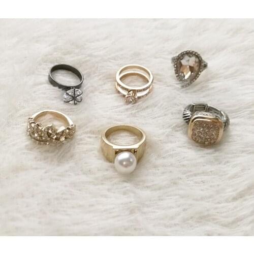 2019 Gold Color Fashion Personality Crown Simulated Pearl Alloy Ring Trendy Cute Crystal Jewelry High Quality Rings New Coming