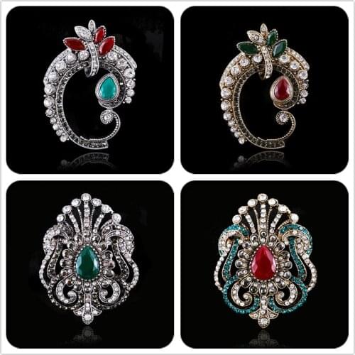 Muylinda Vintage Luxury Crystal Brooch Jewelry Women Palace Banquet Style Rhinestone Brooches and Pins For Women