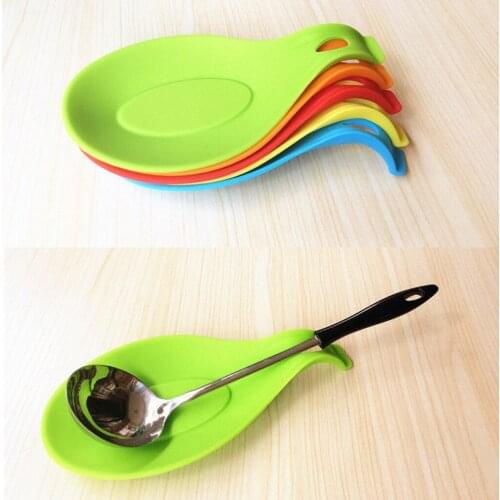 Multipurpose Silicone Spoon Rest Pad Food Grade Silica Gel Spoon Put Mat Device