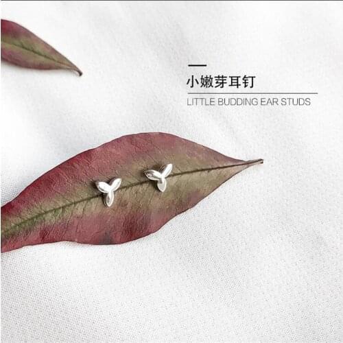 925 Sterling Silver Cute Tiny Triangle Bud Stud Earrings For Women Casual Simple Ear Jewelry Brincos Gift ES130