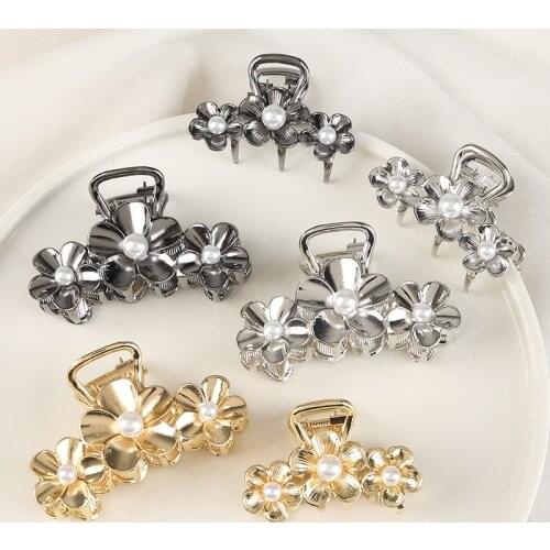 2021 New Fashion Multiple Styles Metal Flower Pearl Hair Claw Barrettes Hairpin for Women Girls Accessories Headwear