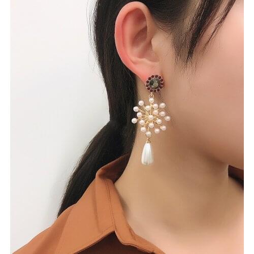 Lalynnly Fashion Retro Drop Earrings For Women Geometric Pearl Temperament Ear Jewelry Wedding Holiday Gift Accessories E9313
