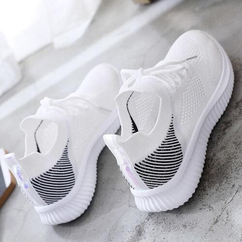 2021 Spring White New Breathable Sports Mesh Versatile Summer Hollow Walking Flying Woven No-slip Ladies Sneakers678