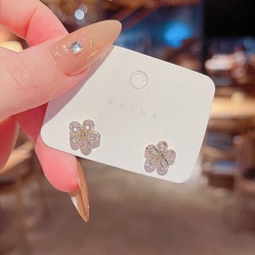 Korean New Trendy Shiny Zircon Flower Stud Earrings for Women Trendy Geometry Delicate Jewelry Female Fashion Elegant Ear Studs