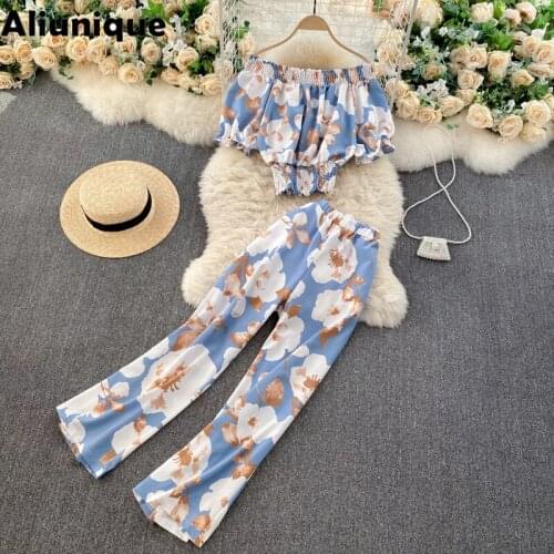 Aliunique Two Pieces Set Suit for Women Fashion Vacation Beach Printed High Waist Shorts Female Suit Fashion 2 Piece Set Clothes