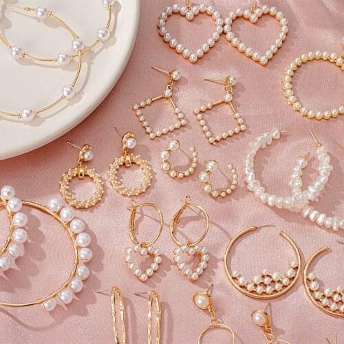 Korean Fashion Pearl Hanging Earrings For Women Metal Earrings 2021 Trend Geometric Female Stud Modern Statement Wedding Jewelry