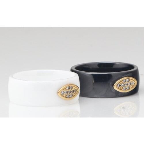 2021 Fine Jewelry Jewelry Crystal from Swarovskis Simple and versatile personality inlaid zircon Ceramic eye ring For Lovers