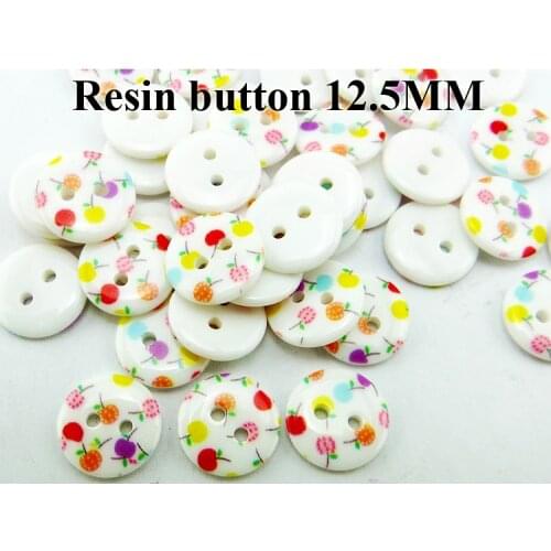 50PCS 12.5MM Dyed RESIN White Strawberry Buttons Coat Boots Sewing Clothes Accessories Shirt Botones R-236-1