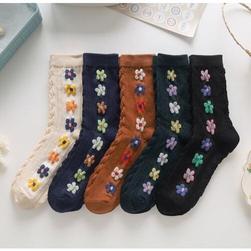 New Arrivals Japanese Korean Style Cartoon Flower Women Socks Harajuku Kawaii Socks Breathable Autumn Winter Keep Warm Socks
