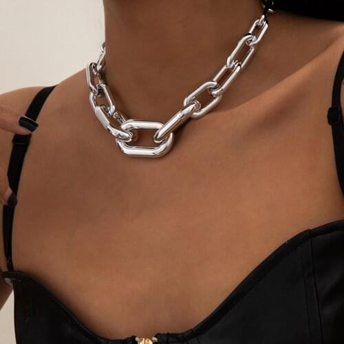 2021 Punk Chunky Thick Chain Necklace Necklace Asymmetric Cuban Gothic Necklace Womens Statement Jewelry Party Necklace