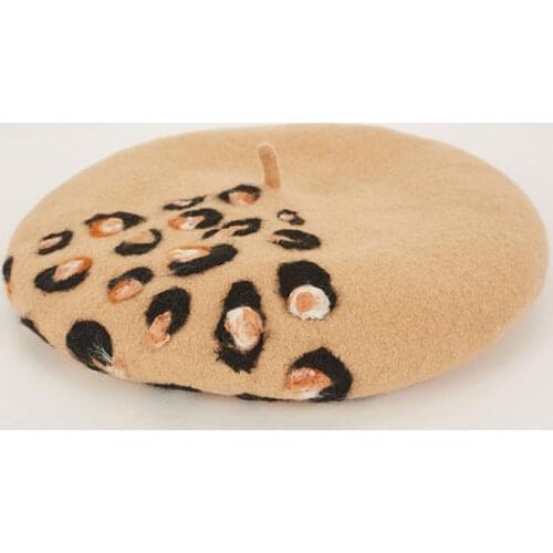 Handmade Wool Felt Berets Women Leopard ValentineS Day Vintage Ladies Hat Fashion Casual Children Gift Wild Wool Blend Hat New