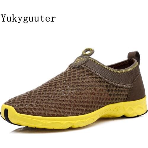 Man Aqua Shoes Ultra-light Quick-drying Beach Water River Walking Summer Men Flats Breathable Flotillas Outdoor Hiking