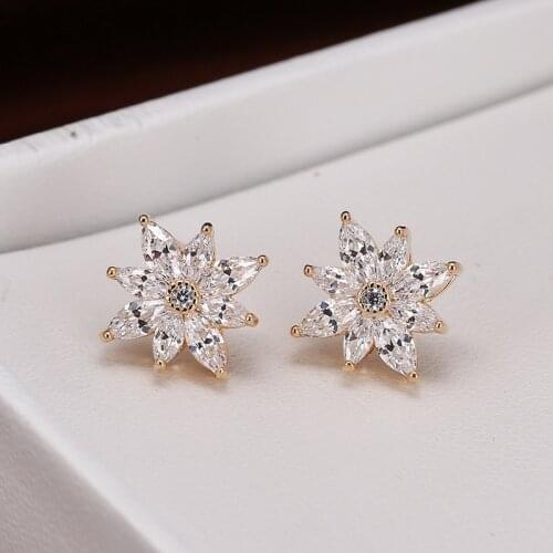 DE269 Fashion Street Snap Delicacy 4A Zircon Small Flower Earrings GIRLS Gift Party Banquet WOMENS Jewelry Earrings 2021