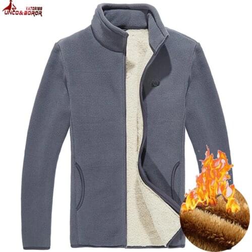 Man thicken Fleece Tactical Softshell Jacket outwear Windbreaker Thermal Sporting male Tourism Mountain coats men Army clothing