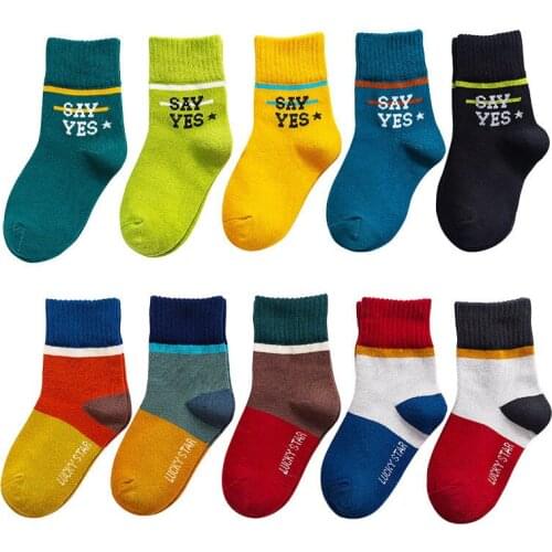 Q 1-12 Years Old Girls Boys Socks Letter Print Spring/Autumn Cotton Socks For Children Cute Breathless Kids Casual Socks 5 Pairs