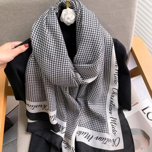 2020New Fashion Summer Women cotton Scarf flower Beach Hijab Shawls and Wraps Female Foulard Echarpe Designer Bandana