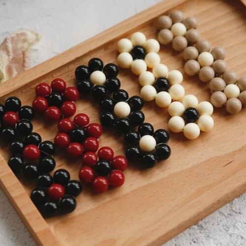 Hyuna flower ins wind ylyl with the same paragraph weaving hit color flower earrings accessories