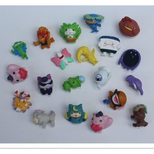 100pcs some repeat 25mm Japanese anime Yokai Watch Squinkies Action figure Dolls Mini capsules For Vending Yo-kai Watch d11