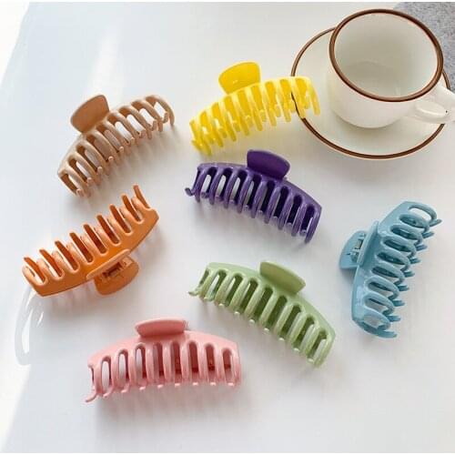 Hot Sale Solid Candy Colors Claw Clip Large Hairpin Shark Clip Bathe Clips Ponytail Clip Women Girls Barrette Hair Accessories