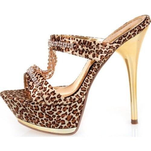 The new 2017 summer Roman style Runway looks Leopard-print waterproof slippers are thick with 13CM high heels female sandals