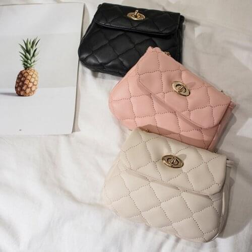 Womens Fashion Soft Leather Bag Small Single-Shoulder Bag Chain Rhombus Handbag Lock-Type Elegant Womens Messenger Bag