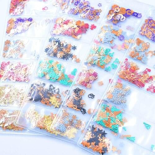 Mix Christmas Snowflake Xmas Tree Starlights Holo Nail Glitter Sequins Nail Art Slice Stickers Decoration 12 Grids/Box