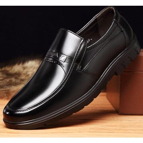 Summer comfortable Slip-On Genuine leather Loafers For Men Shoes Moccasins office Business Dress formal Male shoes wer456